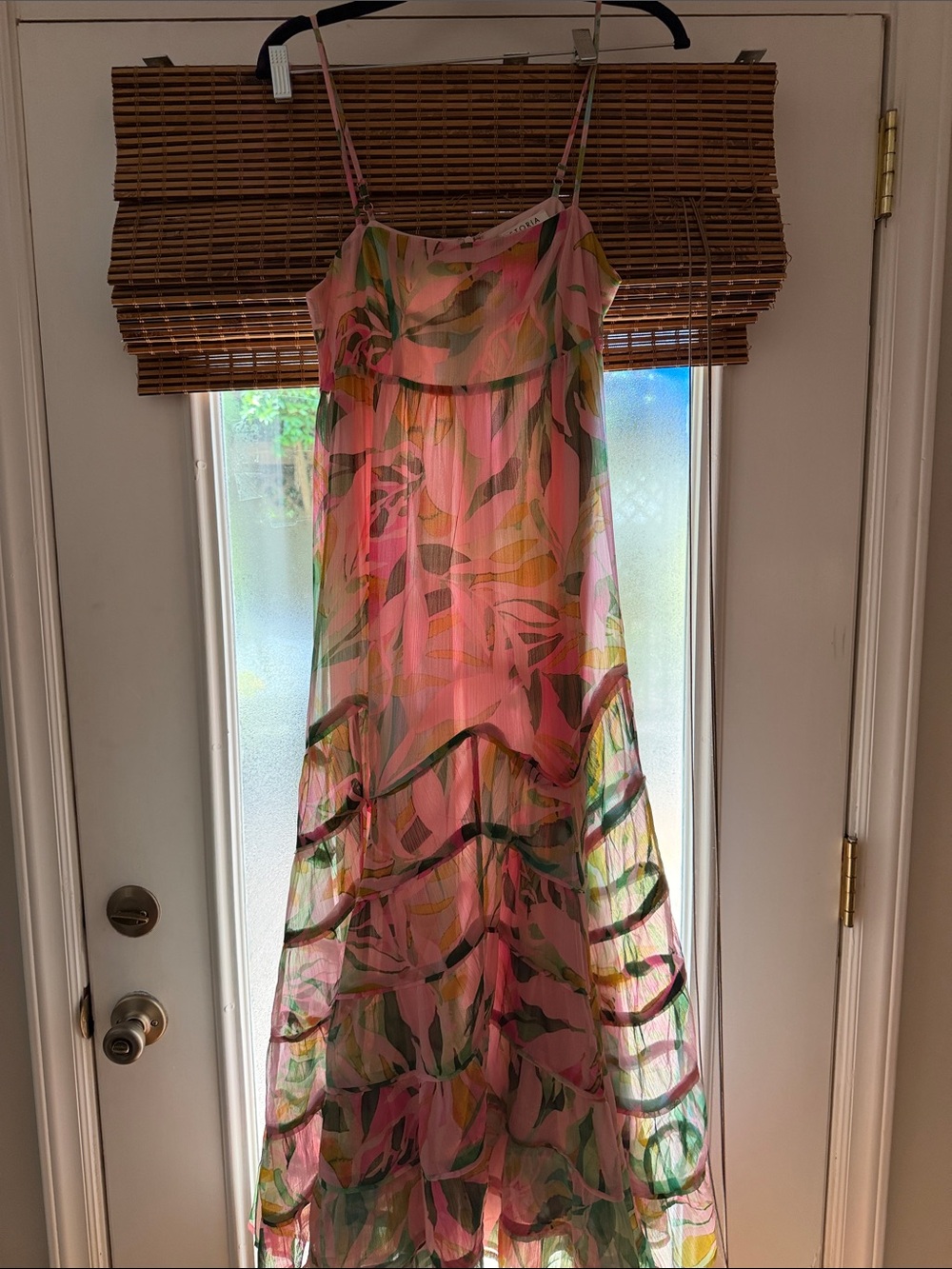 Storia Pink Tropical Leaf Maxi Dress